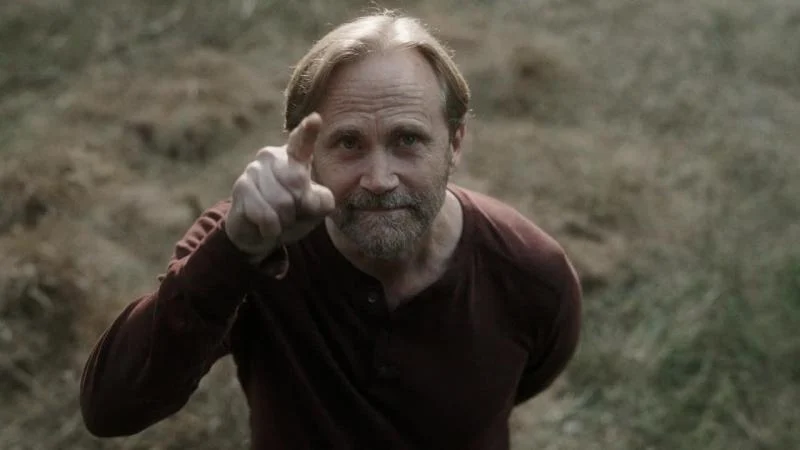 Кадры из сериала Следопыт (2024)